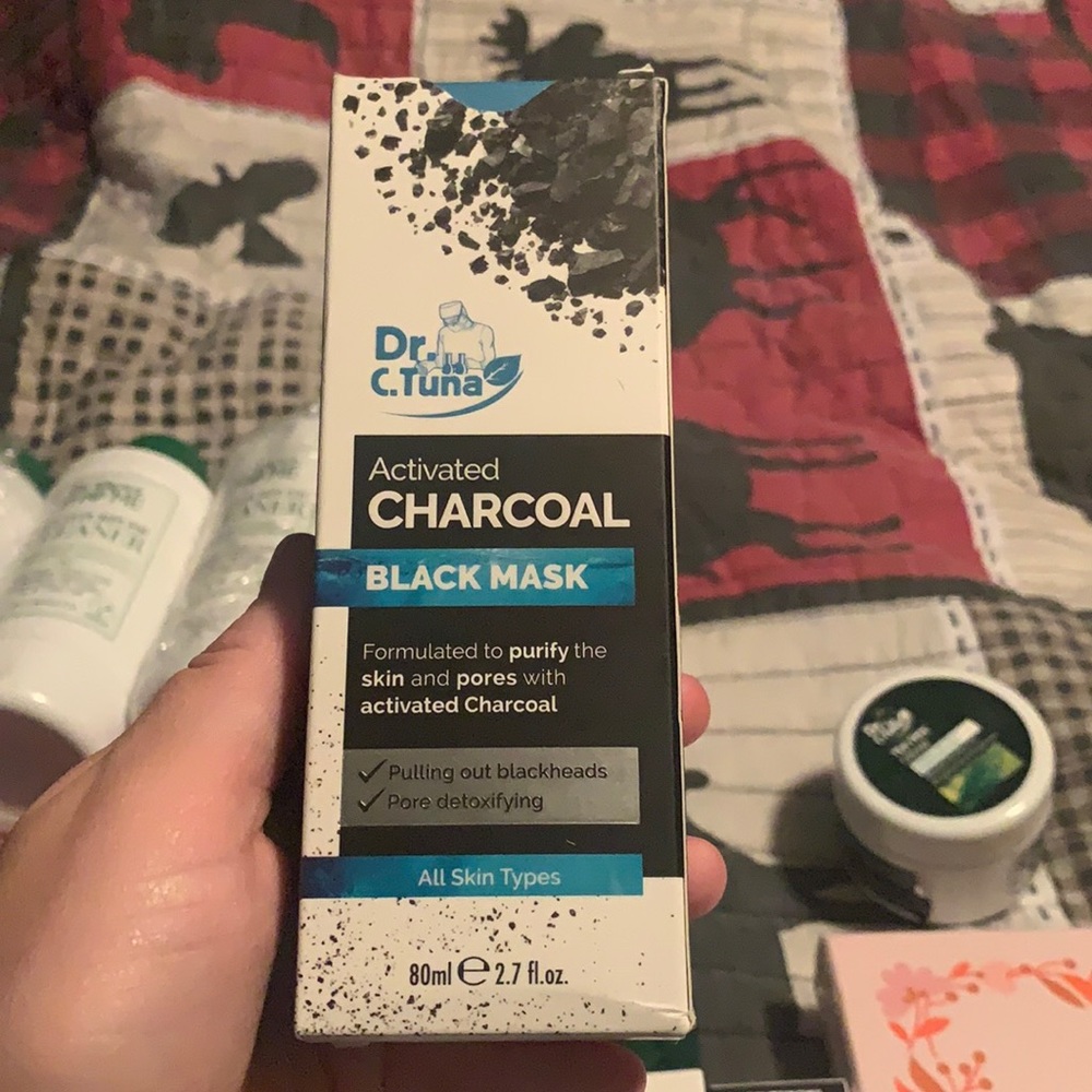 Activated charcoal black mask